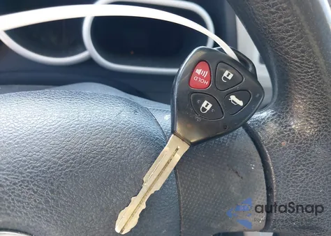 2010 Toyota Matrix S из США, поврежденный, VIN 2T1LE4EE8AC018537